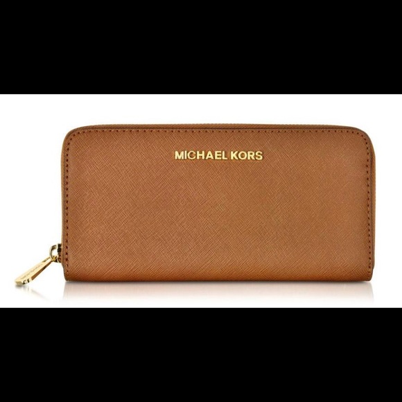 Michael Kors Handbags - MICHAEL KORS BROWN CONTINENTAL WALLET